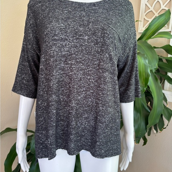 Philosophy Gray 3/4 Sleeve Boxy T-Shirt - Picture 1 of 7